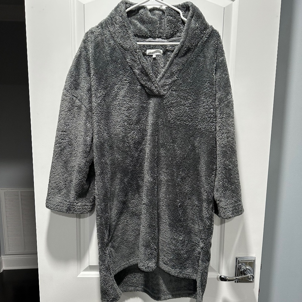 iRelax Recycled Plush Pullover Robe Gray